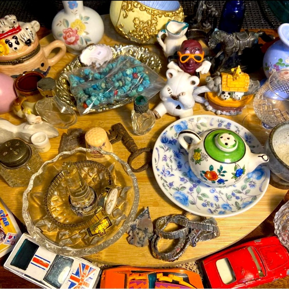 "Junk Drawer" New & Vintage collectible items 2 pound Wholesale mix lot-ORIGINAL